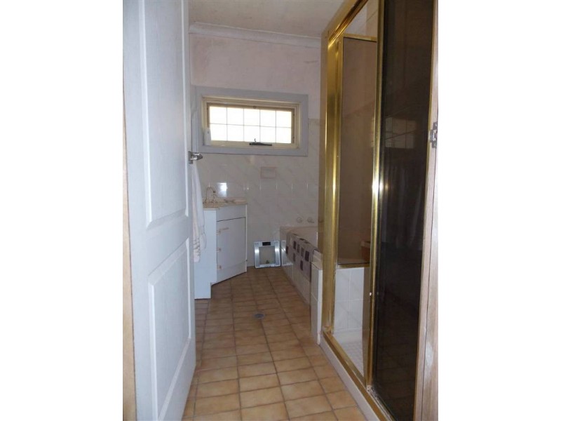 140-144 Condobolin Road, Parkes NSW 2870
