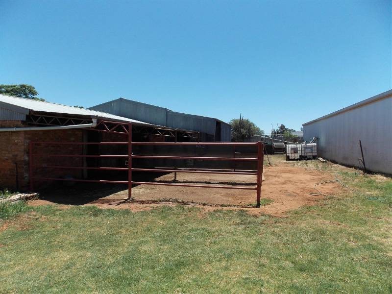 140-144 Condobolin Road, Parkes NSW 2870