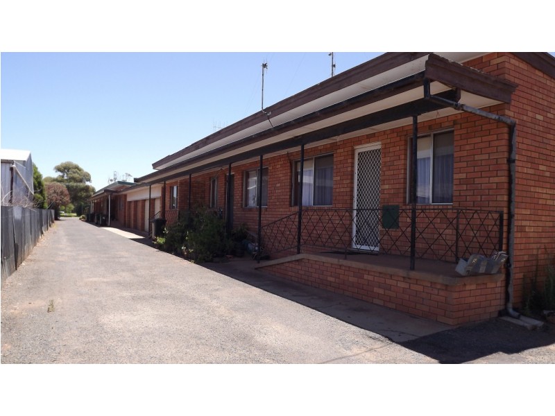9 Harding Ave, Condobolin NSW 2877