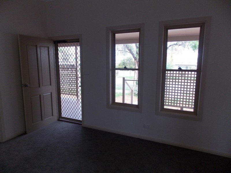 56 Dalton Street, Parkes NSW 2870