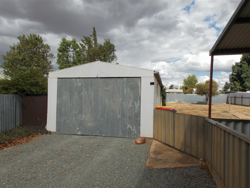 69 Forbes Road, Parkes NSW 2870