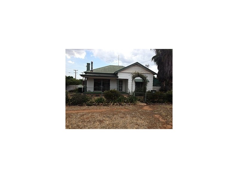 50 Orange Street, Condobolin NSW 2877