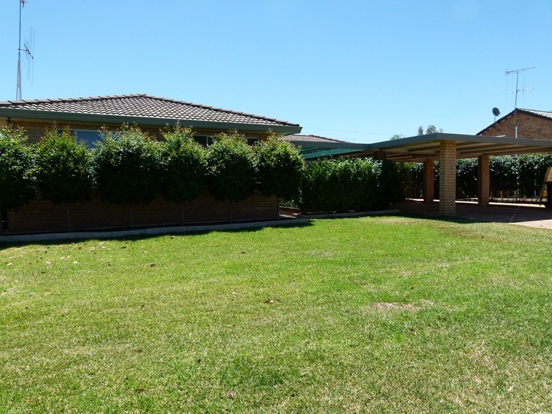 1 Chelsea, Forbes NSW 2871