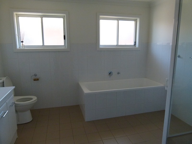 1 Chelsea, Forbes NSW 2871