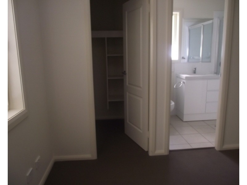14 Best Street, Parkes NSW 2870