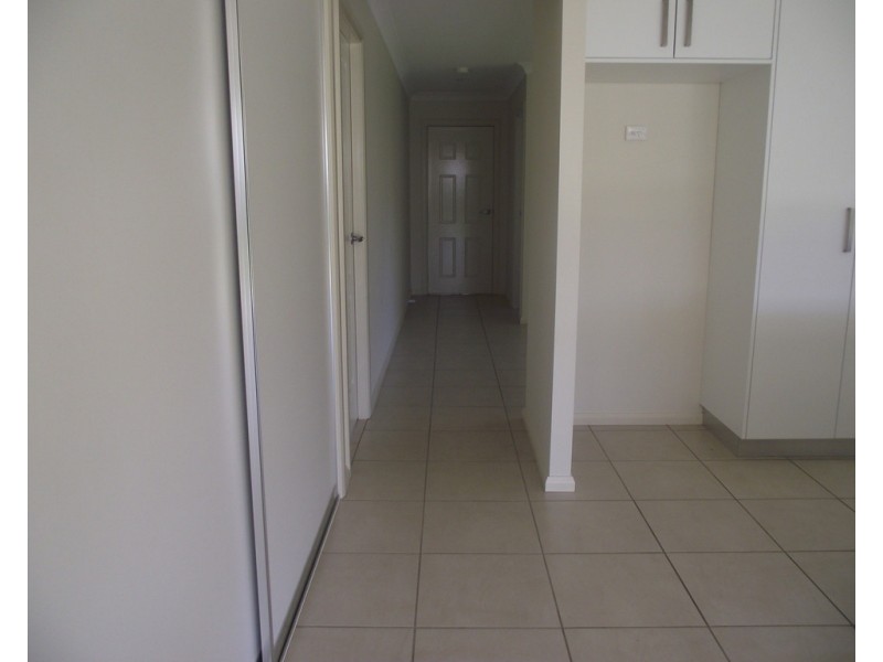 14 Best Street, Parkes NSW 2870