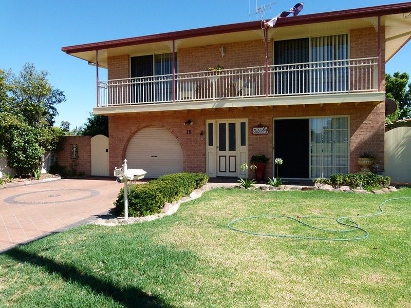 13 Renfree, Forbes NSW 2871