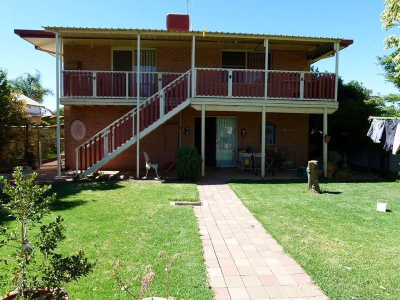 13 Renfree, Forbes NSW 2871