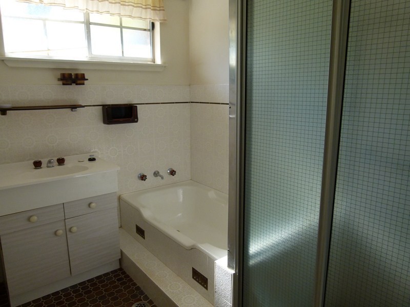 17 belah street, Forbes NSW 2871