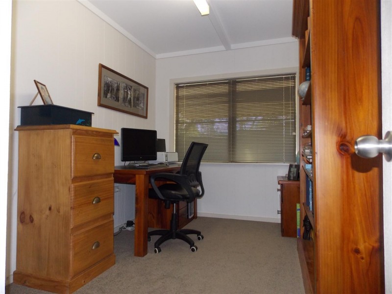 13 Kelly Road, Parkes NSW 2870