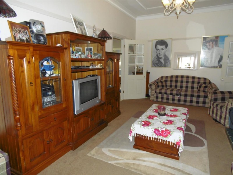 3 Oswin Street, Parkes NSW 2870