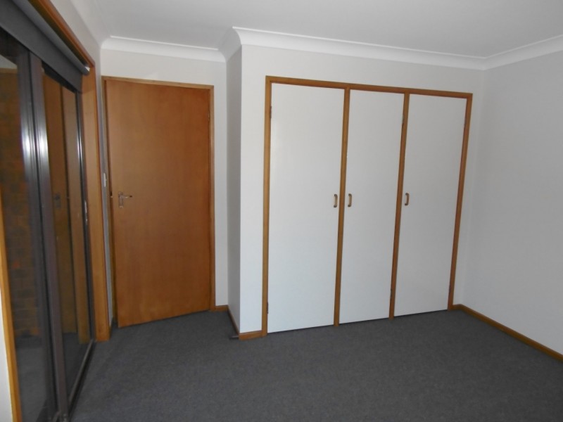 25 Moor Street, Parkes NSW 2870