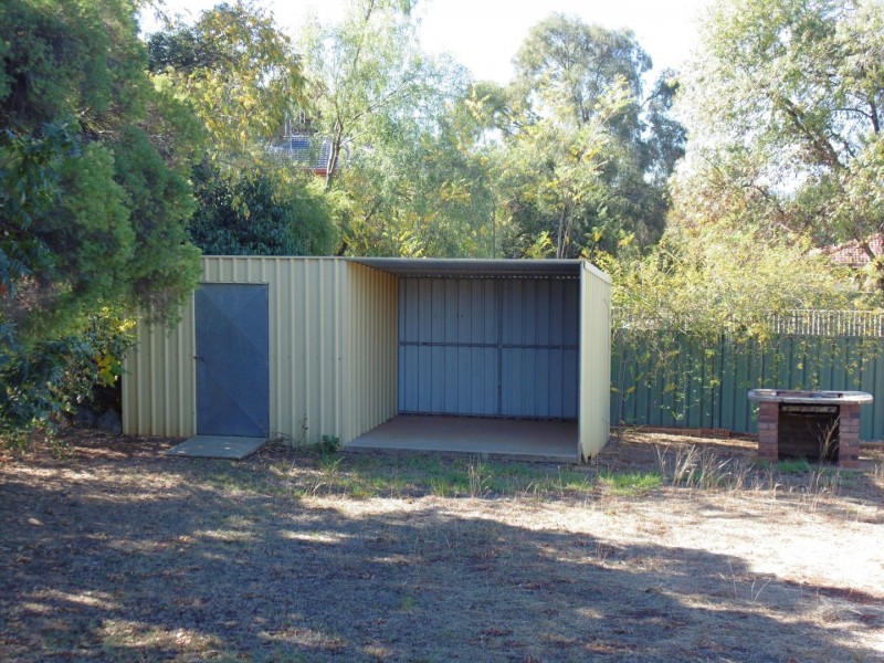 25 Moor Street, Parkes NSW 2870