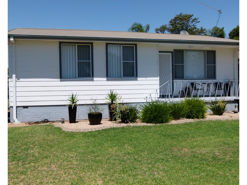 22 Scrivener Street, Forbes NSW 2871