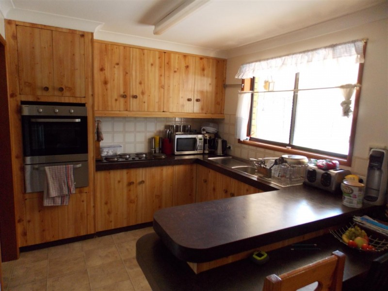 130 Victoria Street, Parkes NSW 2870