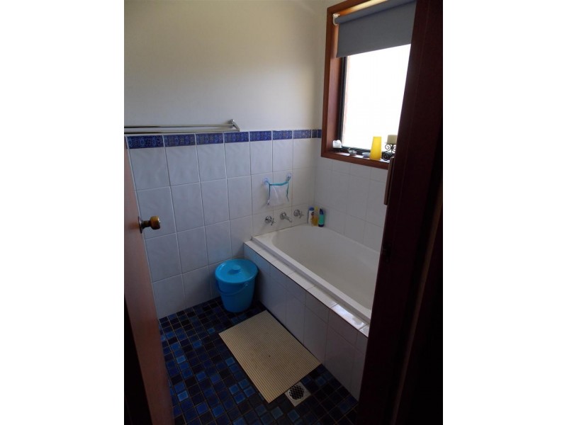 130 Victoria Street, Parkes NSW 2870
