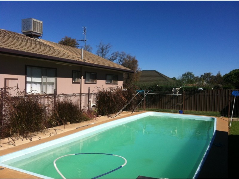 40 Lorking Street, Parkes NSW 2870