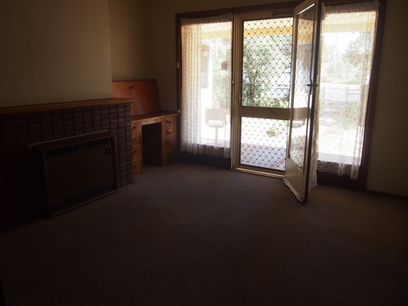 9 Reid Street, Parkes NSW 2870
