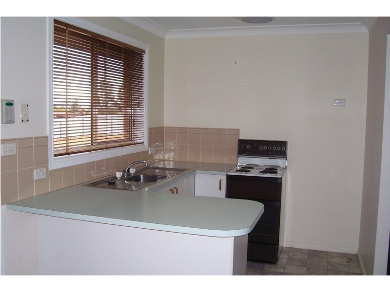 87 Woodward Street, Parkes NSW 2870