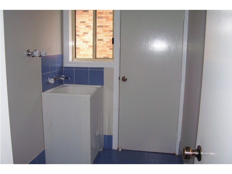 87 Woodward Street, Parkes NSW 2870