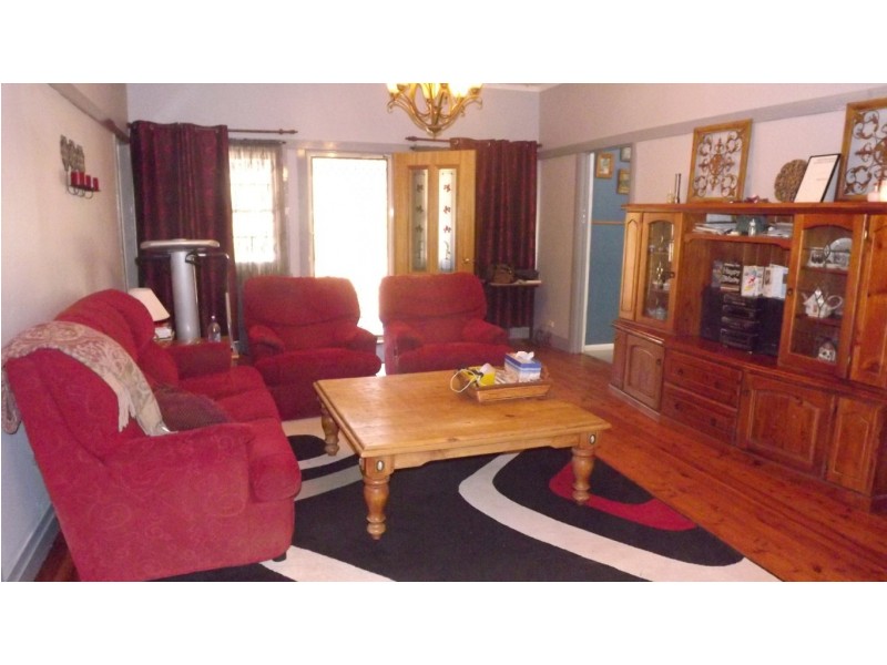 Lachlan Glade Moulder St, Condobolin NSW 2877