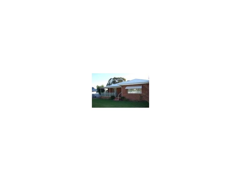 10 Napier Street, Condobolin NSW 2877