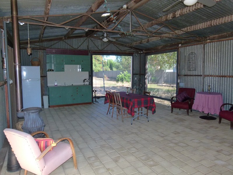 71 Church Street, Forbes NSW 2871