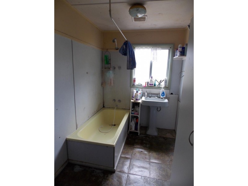 10 Forbes Street, Yeoval NSW 2868