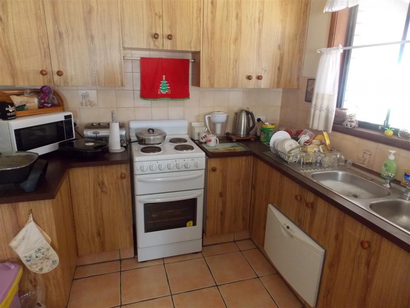 12 Thomas Street, Parkes NSW 2870