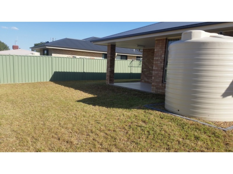 10 Best Street, Parkes NSW 2870