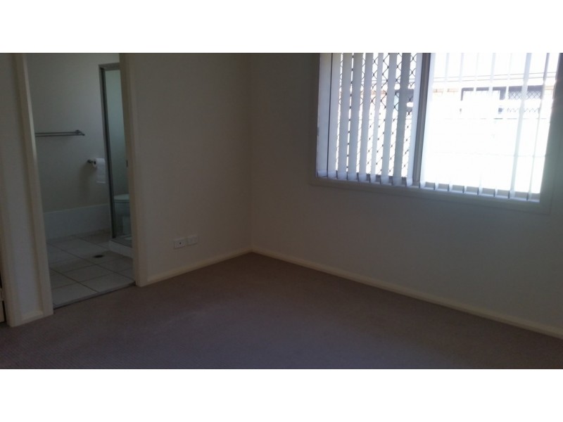 10 Best Street, Parkes NSW 2870