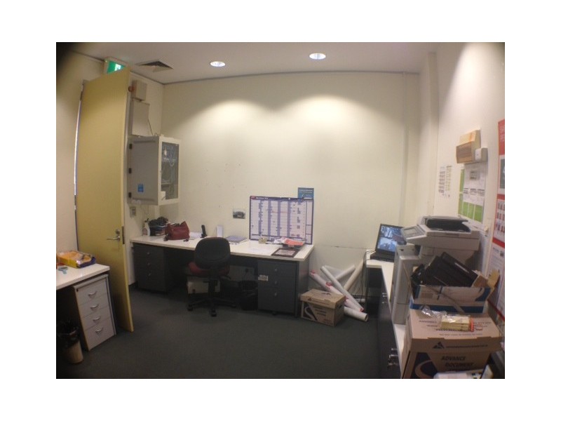 298 Clarinda St, Parkes NSW 2870