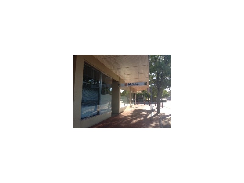 16 Church St, Parkes NSW 2870