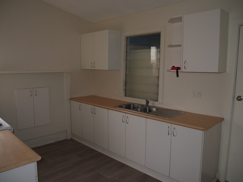 13 Napier Street, Condobolin NSW 2877