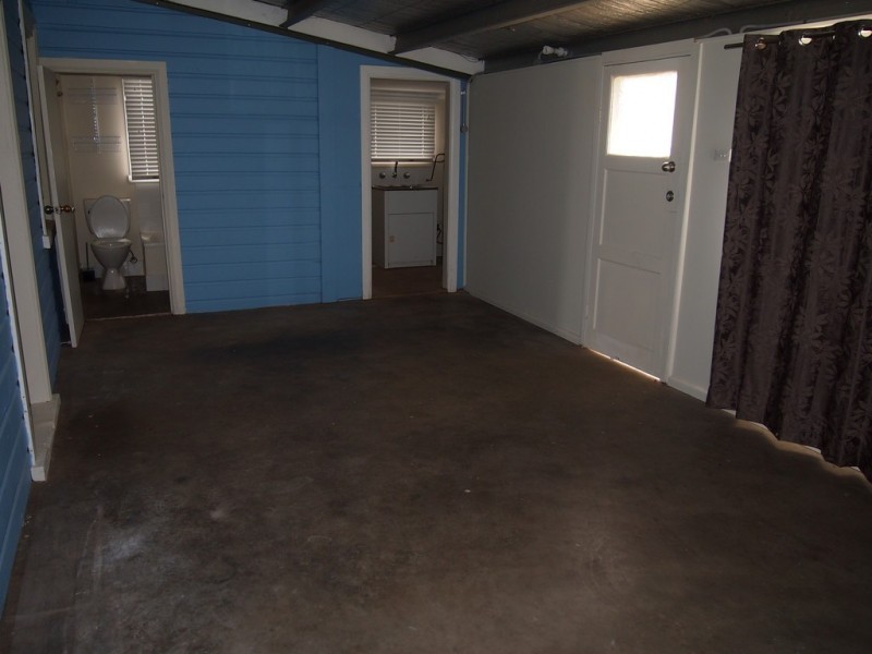 13 Napier Street, Condobolin NSW 2877