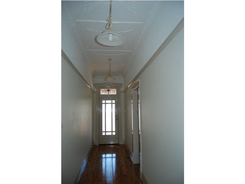 32 Victoria St, Parkes NSW 2870