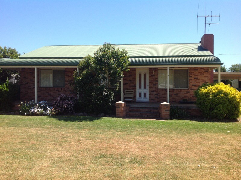 6 Bathurst Street, Forbes NSW 2871