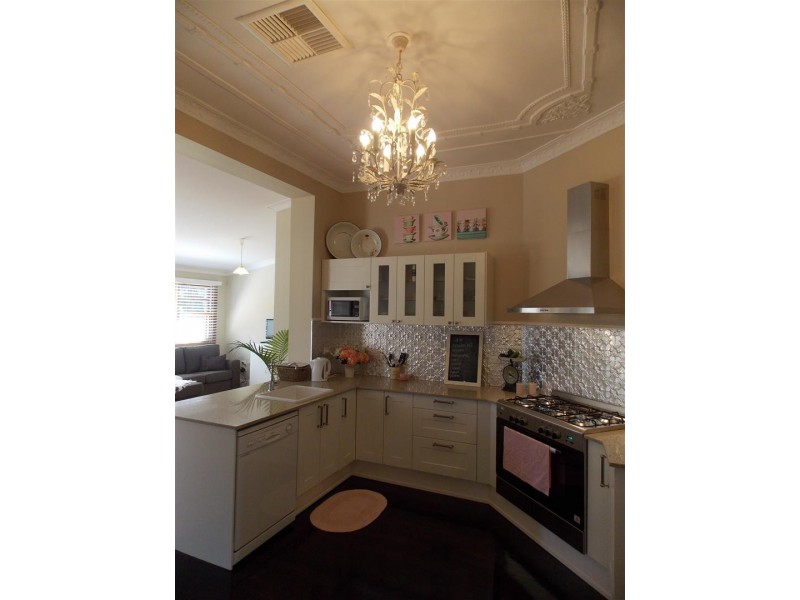 26 Victoria Street, Parkes NSW 2870