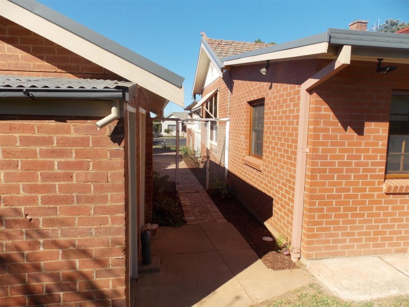 26 Victoria Street, Parkes NSW 2870