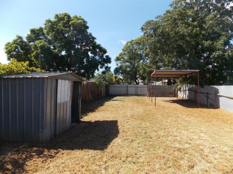83 Hill Street, Parkes NSW 2870
