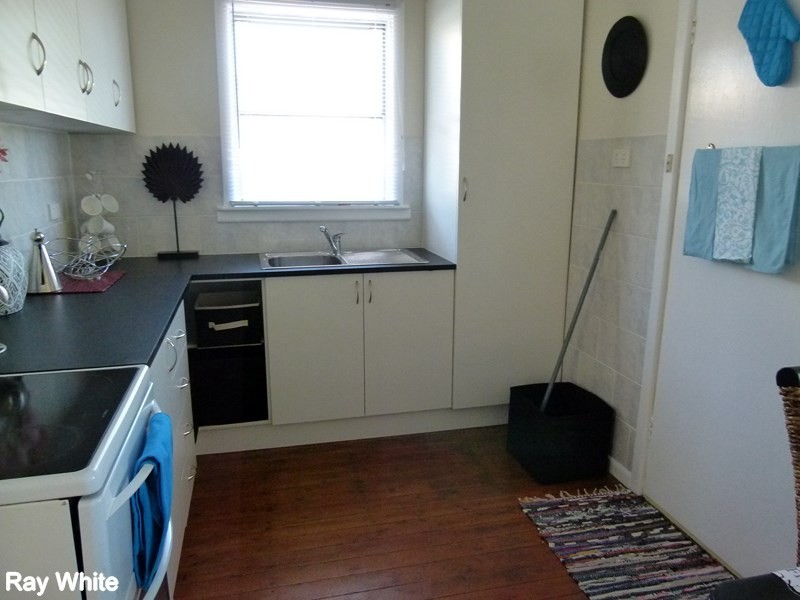 18 Elliot Street, Forbes NSW 2871