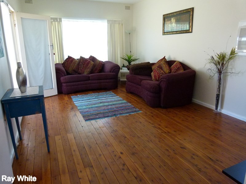 18 Elliot Street, Forbes NSW 2871