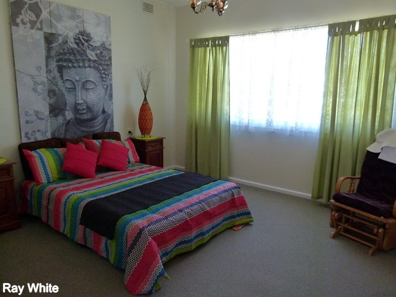 18 Elliot Street, Forbes NSW 2871