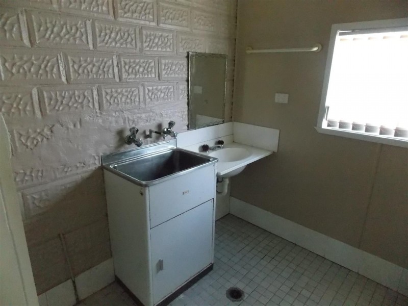 109 Dalton Street, Parkes NSW 2870