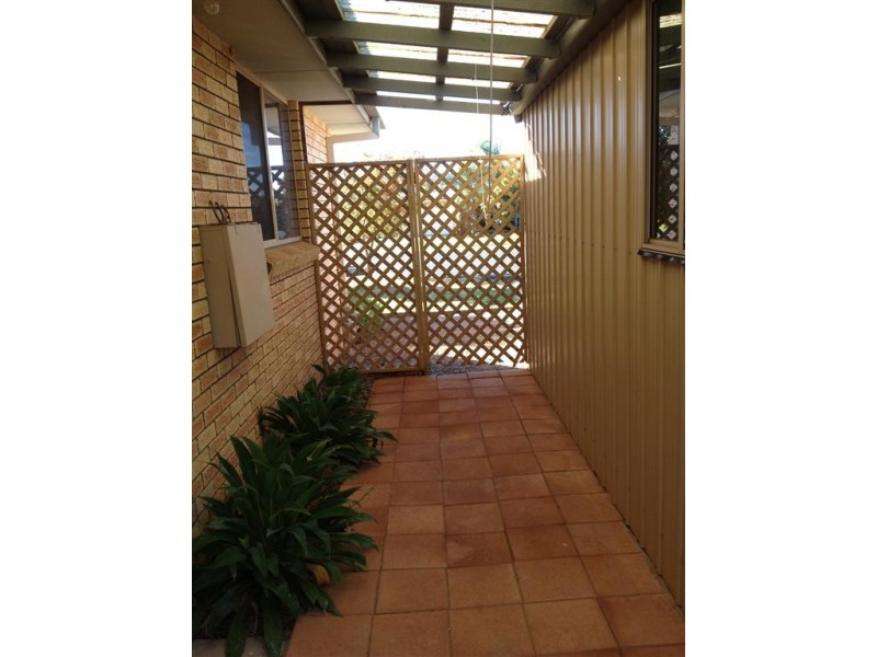 6 Endeavour Place, Parkes NSW 2870