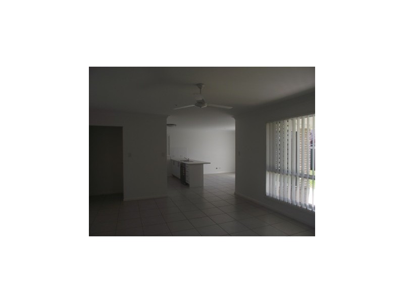 7 Rex Aubrey, Parkes NSW 2870