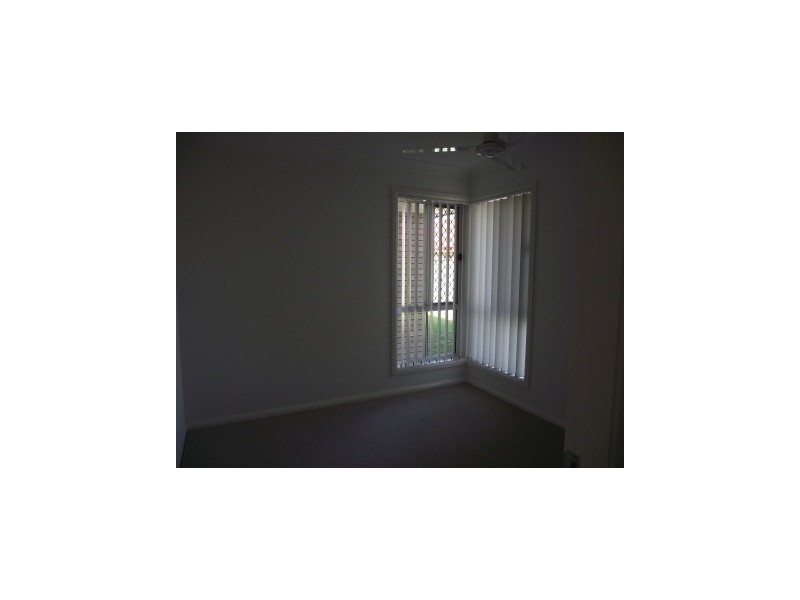 7 Rex Aubrey, Parkes NSW 2870