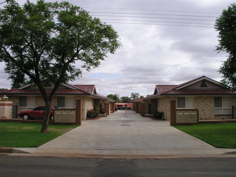 1-6/44 Brolgan Road, Parkes NSW 2870