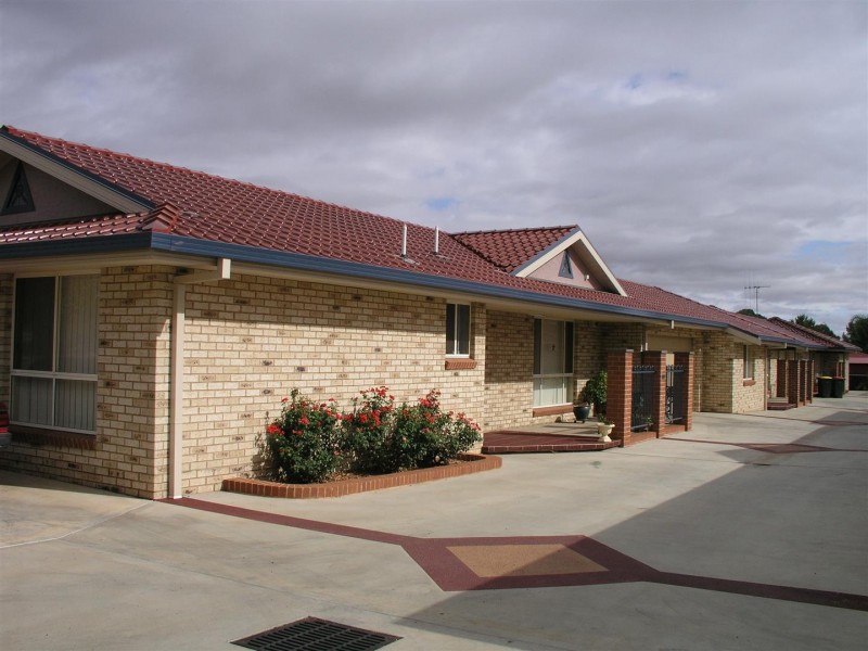 1-6/44 Brolgan Road, Parkes NSW 2870