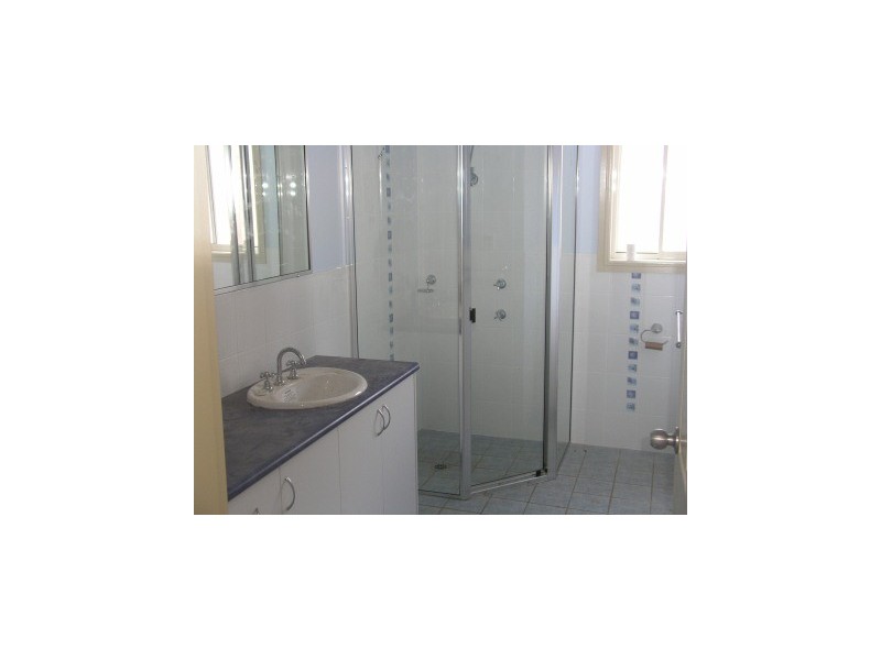 1-6/44 Brolgan Road, Parkes NSW 2870